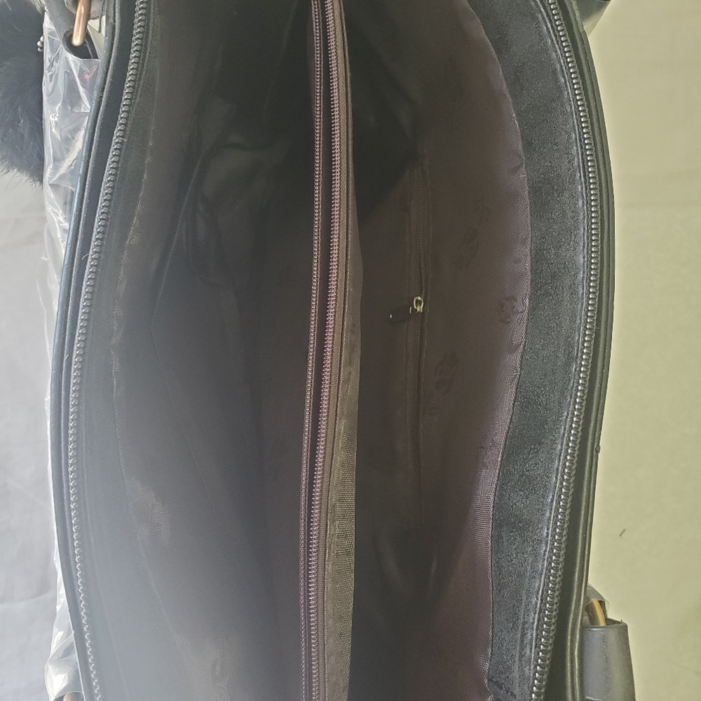 Min Min Purses - Picture 6 of 6